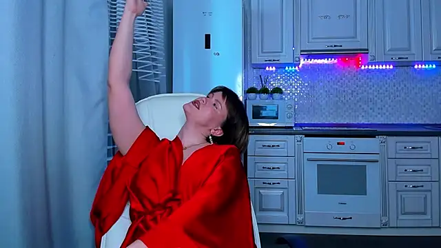 Snapshot of mirrorofsoul chatting on 6, 3, 2025 mirrorofsoul online show from 6, 3, 2025