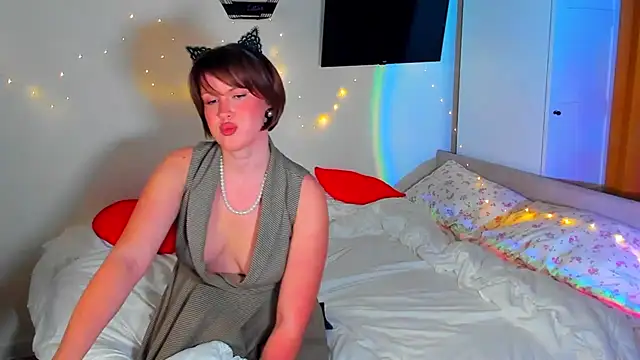 Snapshot of mirrorofsoul chatting on 29, 9, 2025 mirrorofsoul online show from 29, 9, 2025