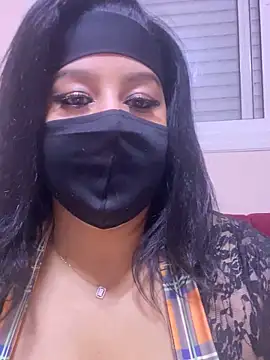Snapshot of mari_layali chatting on 6, 3, 2025 mari layali online show from 6, 3, 2025
