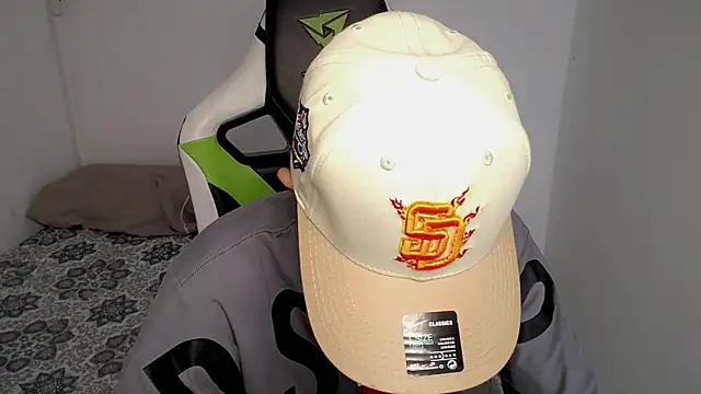 Snapshot of bby_santi chatting on 19, 3, 2025 bby santi online show from 19, 3, 2025