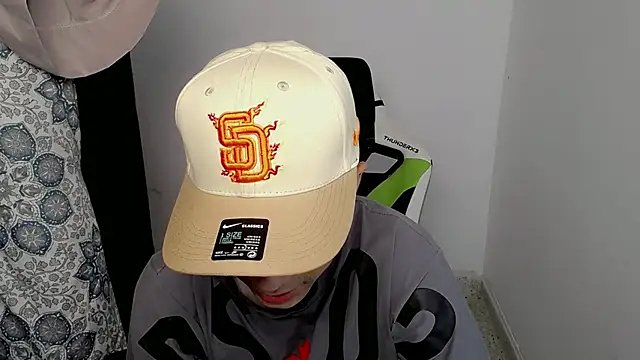 Snapshot of bby_santi chatting on 19, 3, 2025 bby santi online show from 19, 3, 2025