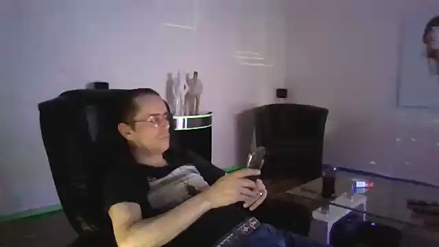 Snapshot of Minm666 chatting on 2, 3, 2025 Minm666 online show from 2, 3, 2025