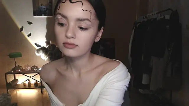 Snapshot of CuteRuby99 chatting on 30, 10, 2025 CuteRuby99 online show from 30, 10, 2025