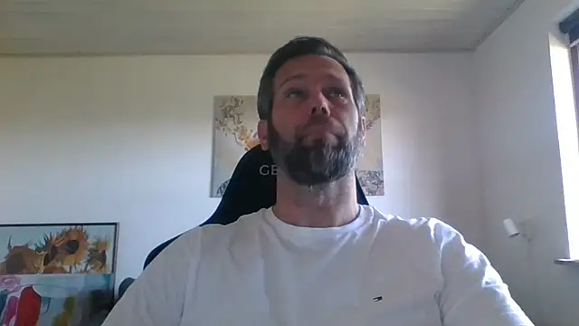 Snapshot of Gotta1 chatting on 10, 7, 2026 Gotta1 online show from 10, 7, 2026