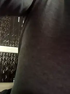 xyrus  online show from 5, 12, 2024