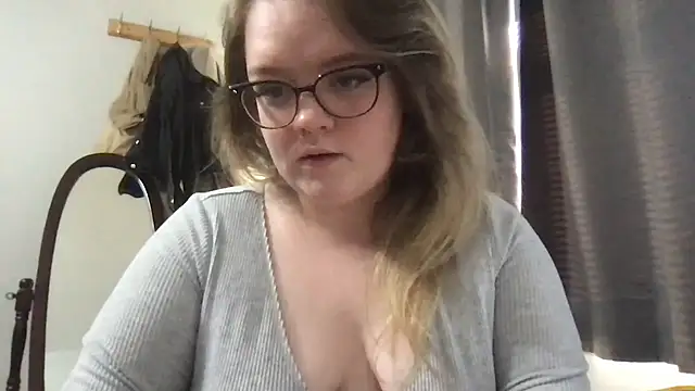 honeyyy24 online show from 25, 9, 2025