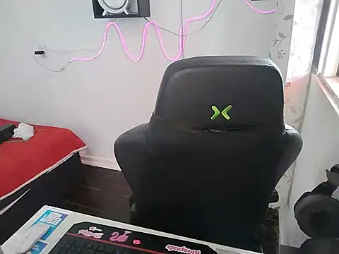 Snapshot of morenaindiaofc chatting on 25, 11, 2025 morenaindiaofc online show from 25, 11, 2025