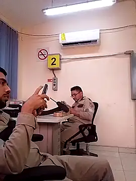 Snapshot of EnriquePersian197 chatting on 27, 1, 2025 EnriquePersian197 online show from 27, 1, 2025