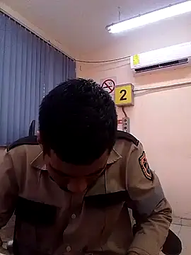 Snapshot of EnriquePersian197 chatting on 27, 1, 2025 EnriquePersian197 online show from 27, 1, 2025