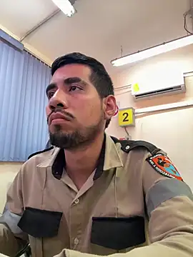 Snapshot of EnriquePersian197 chatting on 3, 2, 2025 EnriquePersian197 online show from 3, 2, 2025