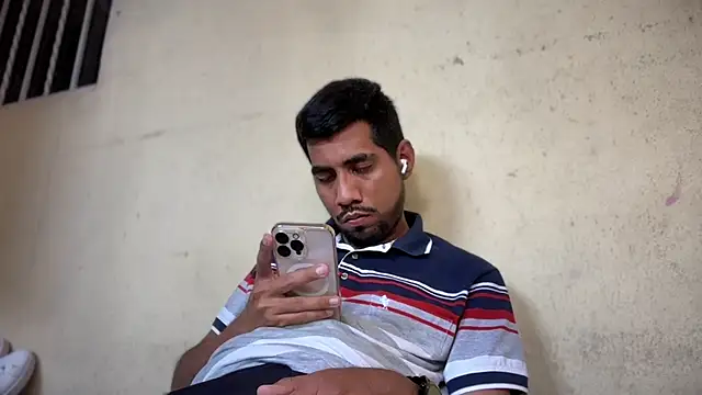 Snapshot of EnriquePersian197 chatting on 9, 2, 2025 EnriquePersian197 online show from 9, 2, 2025