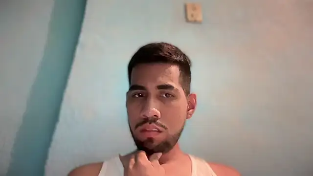 Snapshot of EnriquePersian197 chatting on 19, 2, 2025 EnriquePersian197 online show from 19, 2, 2025