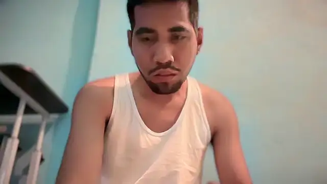 Snapshot of EnriquePersian197 chatting on 1, 3, 2025 EnriquePersian197 online show from 1, 3, 2025