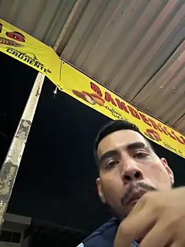 Snapshot of EnriquePersian197 chatting on 9, 3, 2025 EnriquePersian197 online show from 9, 3, 2025