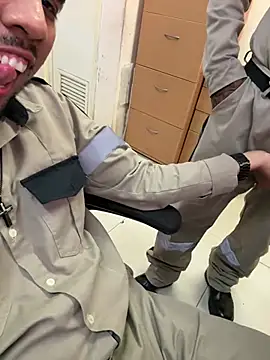 Snapshot of EnriquePersian197 chatting on 15, 3, 2025 EnriquePersian197 online show from 15, 3, 2025