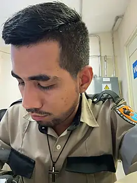 Snapshot of EnriquePersian197 chatting on 19, 3, 2025 EnriquePersian197 online show from 19, 3, 2025