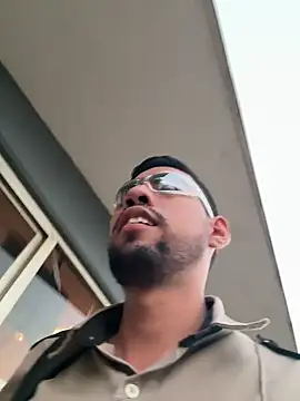 Snapshot of EnriquePersian197 chatting on 14, 10, 2025 EnriquePersian197 online show from 14, 10, 2025