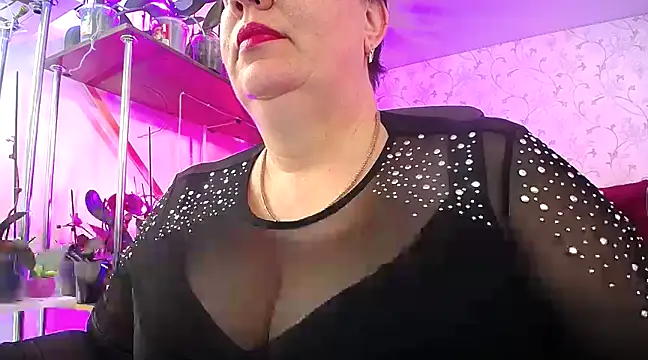  Sweet Woman online show from 9, 2, 2025