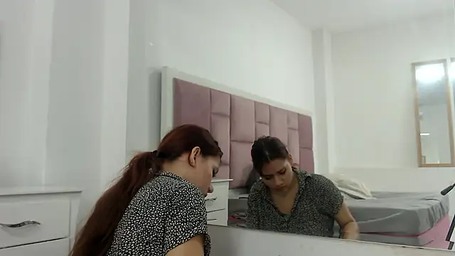 crystalhoneyy1 online show from 2, 12, 2024