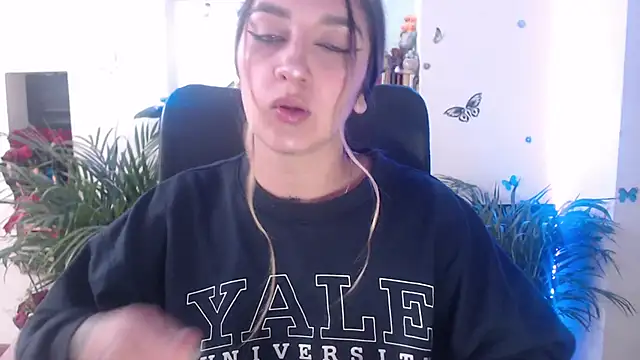 Snapshot of Lia-mitch chatting on 30, 4, 2026 Lia-mitch online show from 30, 4, 2026