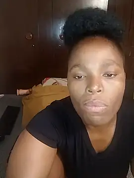 Snapshot of Smoochy_ chatting on 28, 11, 2025 Smoochy online show from 28, 11, 2025