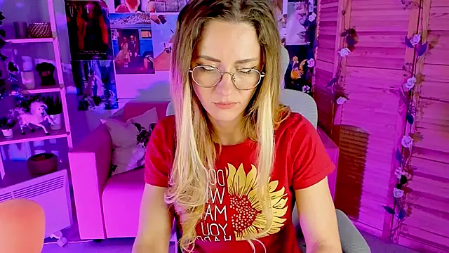 LadyIzabel online show from 28, 1, 2025