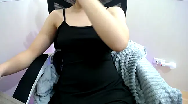 Snapshot of Milk-babier chatting on 13, 2, 2025 Milk-babier online show from 13, 2, 2025