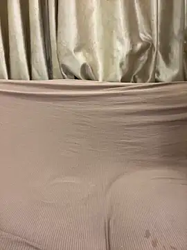 Snapshot of Milk-babier chatting on 29, 11, 2025 Milk-babier online show from 29, 11, 2025