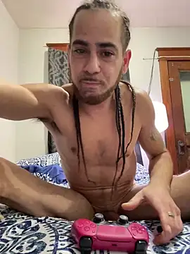 Snapshot of freakyPR chatting on 9, 1, 2025 freakyPR online show from 9, 1, 2025