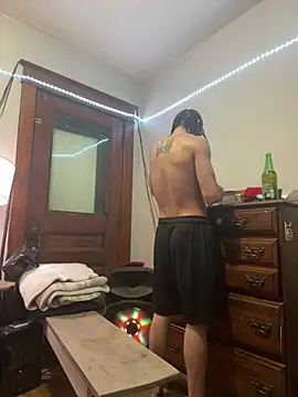 Snapshot of freakyPR chatting on 7, 2, 2025 freakyPR online show from 7, 2, 2025