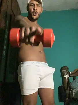 Snapshot of Pinocchiu chatting on 12, 12, 2024 Pinocchiu online show from 12, 12, 2024