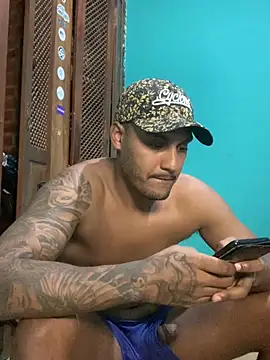 Snapshot of Pinocchiu chatting on 24, 2, 2025 Pinocchiu online show from 24, 2, 2025