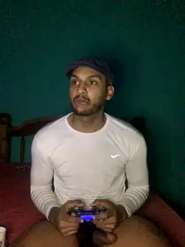 Snapshot of Pinocchiu chatting on 10, 10, 2025 Pinocchiu online show from 10, 10, 2025