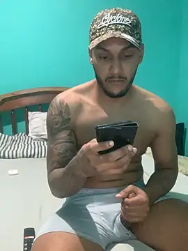 Snapshot of Pinocchiu chatting on 20, 11, 2025 Pinocchiu online show from 20, 11, 2025