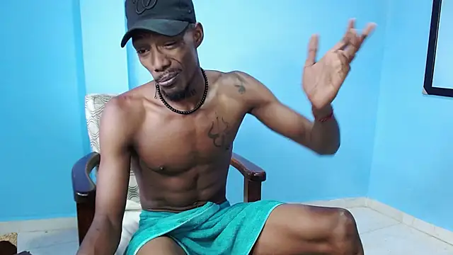 Snapshot of Darick_brown chatting on 29, 11, 2025 Darick brown online show from 29, 11, 2025