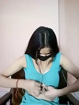 Snapshot of Bulbul_02 chatting on 8, 1, 2025 Bulbul 02 online show from 8, 1, 2025