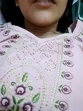 Snapshot of Bulbul_02 chatting on 7, 3, 2025 Bulbul 02 online show from 7, 3, 2025