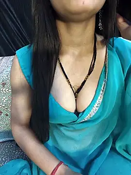 Snapshot of Bulbul_02 chatting on 22, 4, 2026 Bulbul 02 online show from 22, 4, 2026
