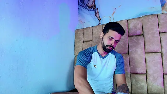 max ashley mds online show from 25, 2, 2026