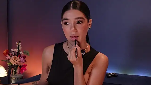 Snapshot of Olivia_Collins1 chatting on 5, 6, 2026 Olivia Collins1 online show from 5, 6, 2026