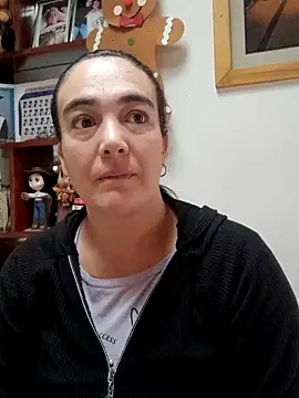 skayhot  online show from 5, 12, 2025