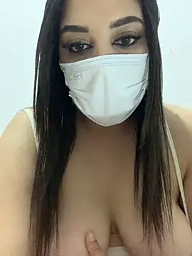 Snapshot of Miss-Soka chatting on 16, 11, 2025 Miss-Soka online show from 16, 11, 2025