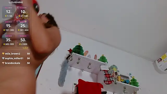 Snapshot of miss_valery2 chatting on 30, 12, 2024 miss valery2 online show from 30, 12, 2024