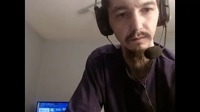 Snapshot of VanceFontaine chatting on 10, 11, 2025 VanceFontaine online show from 10, 11, 2025