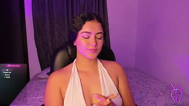 Snapshot of Adhara-zanne chatting on 14, 1, 2025 Adhara-zanne online show from 14, 1, 2025