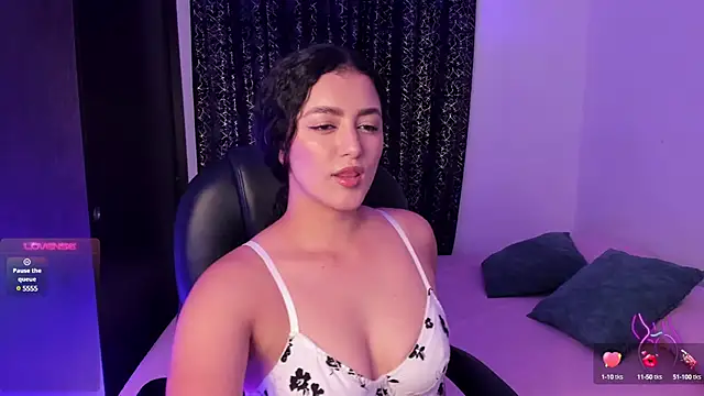 Snapshot of Adhara-zanne chatting on 27, 1, 2025 Adhara-zanne online show from 27, 1, 2025