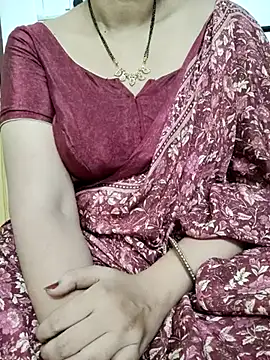 Snapshot of sunitha-3 chatting on 28, 2, 2025 sunitha-3 online show from 28, 2, 2025