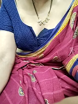Snapshot of sunitha-3 chatting on 2, 3, 2025 sunitha-3 online show from 2, 3, 2025