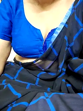 Snapshot of sunitha-3 chatting on 4, 3, 2025 sunitha-3 online show from 4, 3, 2025