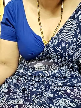 Snapshot of sunitha-3 chatting on 6, 3, 2025 sunitha-3 online show from 6, 3, 2025